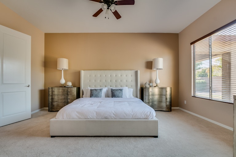 Photo 17 of 35 - 512 W Wildhorse Dr, Chandler, AZ 85286