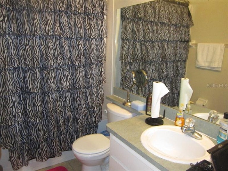Photo 9 of 23 - 7916 Oak Run Cir, Lakeland, FL 33809