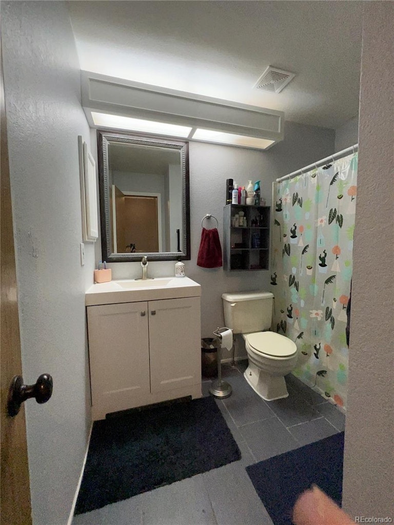 Photo 17 of 24 - 12085 E Tennessee Ave, Aurora, CO 80012