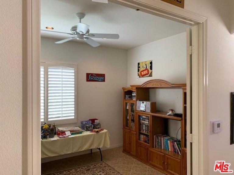 Photo 17 of 54 - 4907 Singing Hills Dr, Banning, CA 92220
