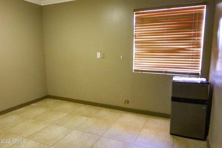 Photo 8 of 12 - 6841 N 11th St, Phoenix, AZ 85014