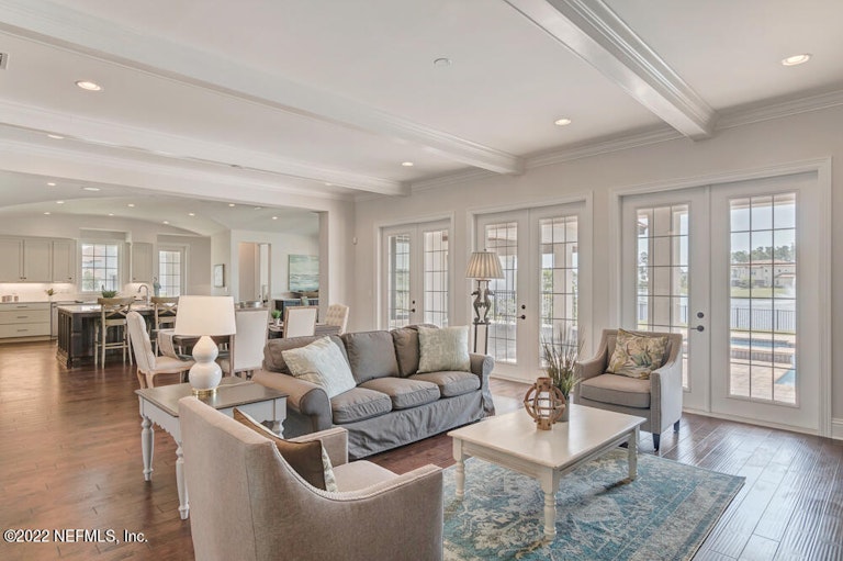 Photo 4 of 18 - 11080 Blazing Ridge Ct, Jacksonville, FL 32219