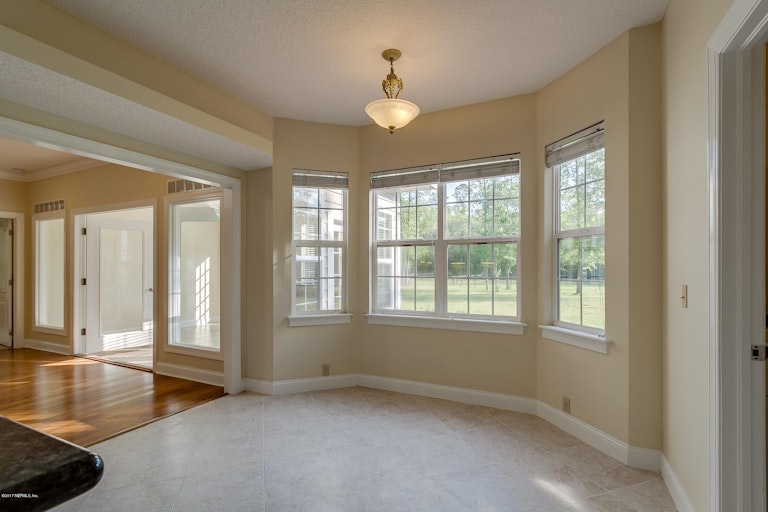 Photo 12 of 48 - 3183 Russell Rd, Green Cove Springs, FL 32043