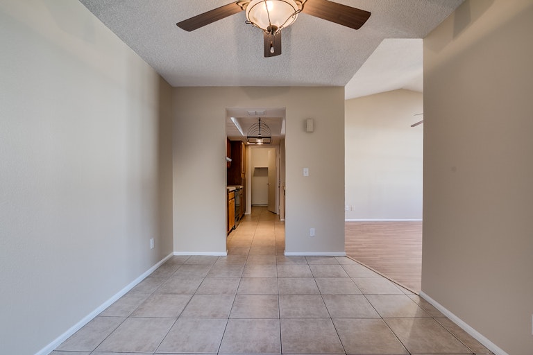 Photo 8 of 23 - 2929 E Broadway Rd #91, Mesa, AZ 85204