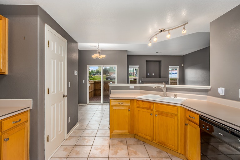 Photo 4 of 19 - 9020 Gale Blvd #3, Thornton, CO 80260