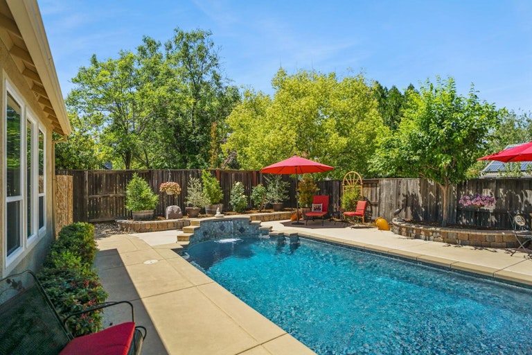Photo 4 of 60 - 3520 Falkirk Way, El Dorado Hills, CA 95762