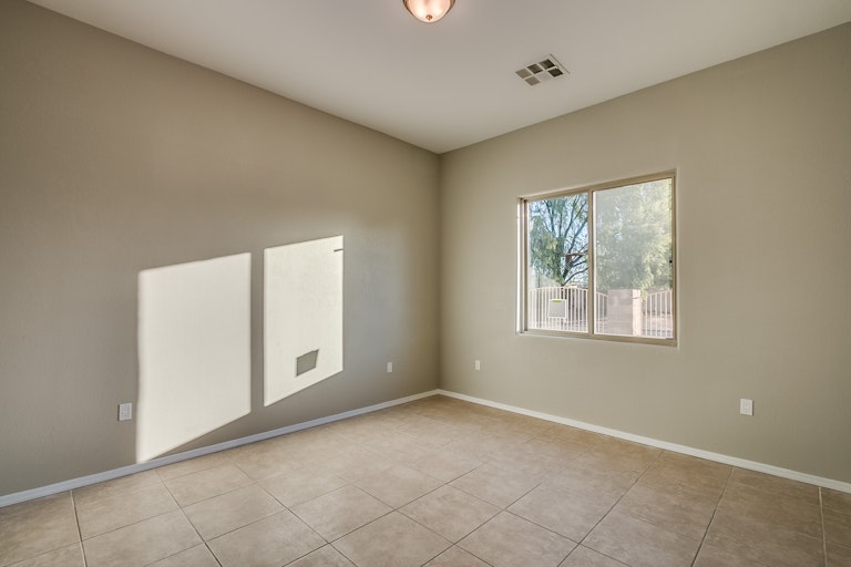 Photo 13 of 32 - 7936 E Jan Ave, Mesa, AZ 85209