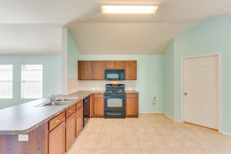 Photo 2 of 25 - 12721 Seagull Way, Frisco, TX 75036