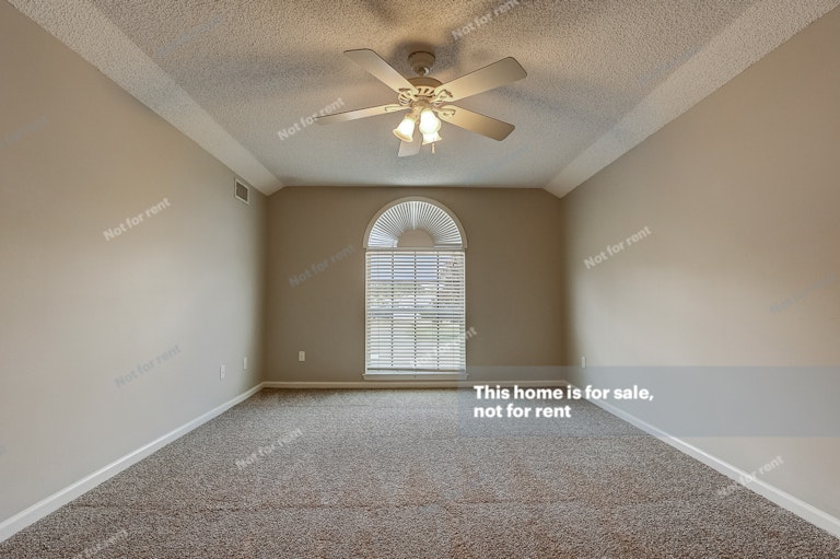 Photo 23 of 33 - 3000 Havengate Dr, Green Cove Springs, FL 32043