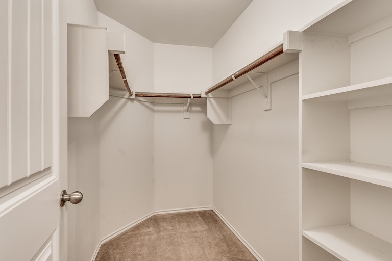 Photo 15 of 21 - 2108 Meadow View Dr, Princeton, TX 75407
