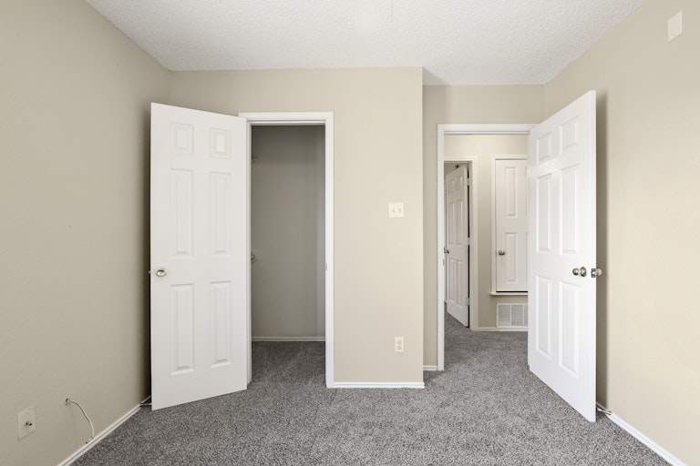 Photo 20 of 25 - 812 Max St, Fort Worth, TX 76108
