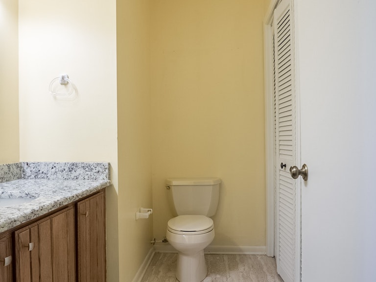 Photo 25 of 30 - 4405 Sunburst Ct, Raleigh, NC 27613