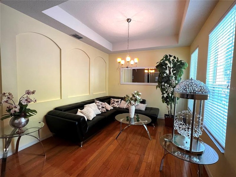 Photo 6 of 32 - 5237 Lemon Twist Ln, Windermere, FL 34786