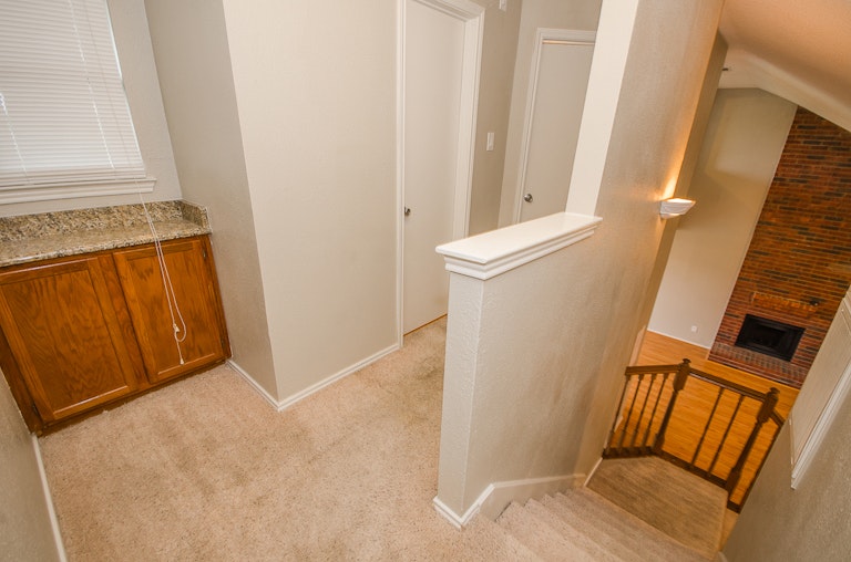 Photo 14 of 26 - 7701 Rice Dr, Rowlett, TX 75088
