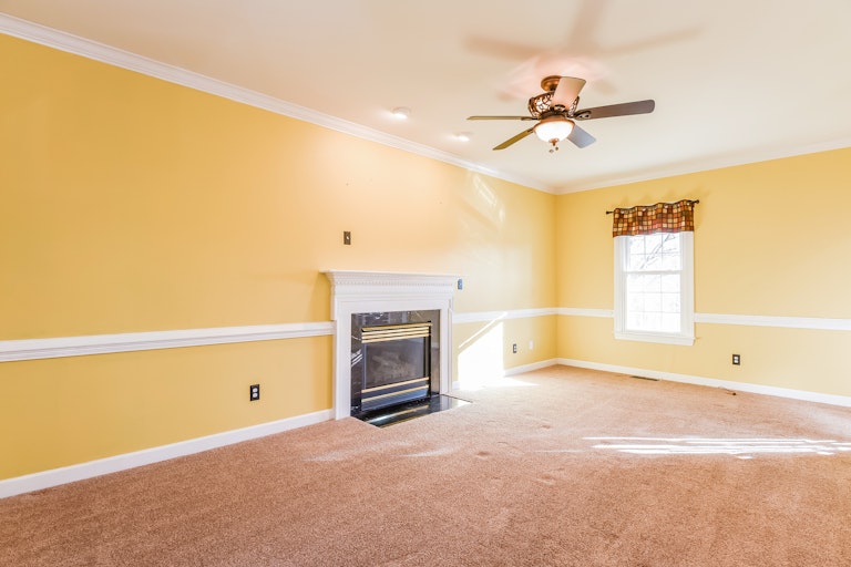 Photo 2 of 25 - 503 Oldwyck Dr, Fuquay Varina, NC 27526