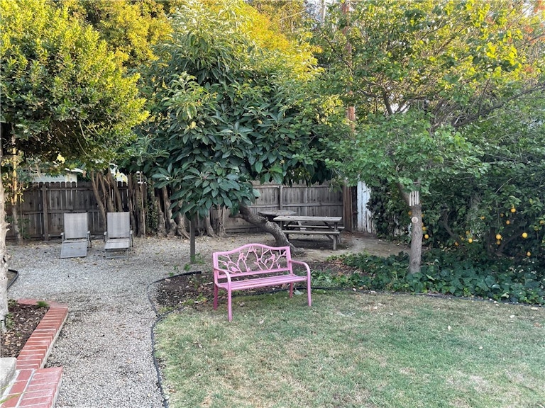 Photo 3 of 16 - 13422 Walnut St, Whittier, CA 90602