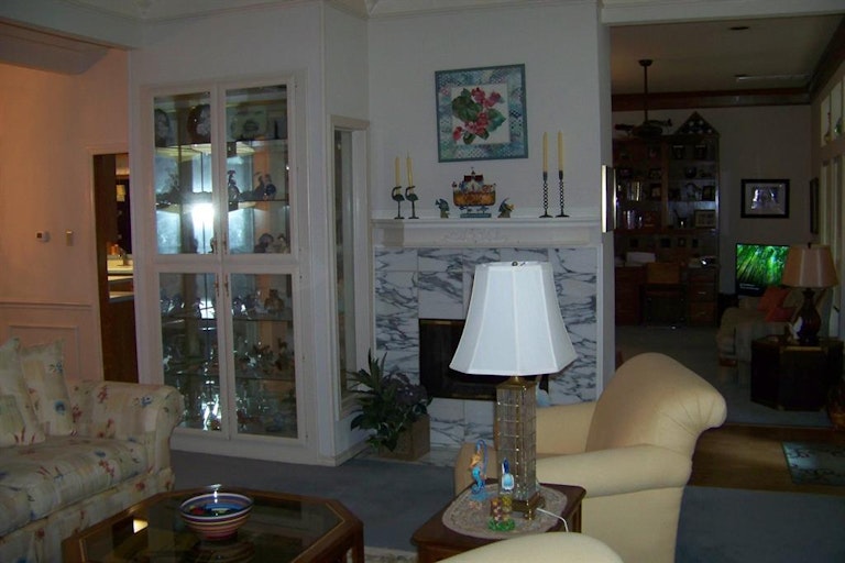 Photo 10 of 22 - 3207 Foxcreek Dr, Richardson, TX 75082