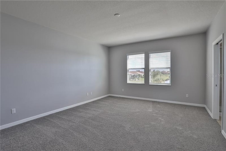 Photo 19 of 25 - 723 Parker Den Dr, Ruskin, FL 33570