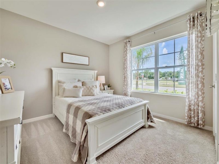 Photo 6 of 31 - 1010 Courtland Blvd, Deltona, FL 32738