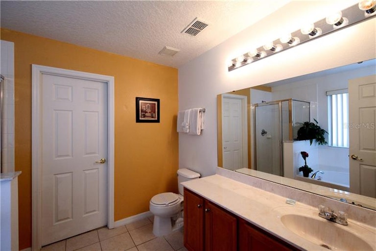 Photo 19 of 22 - 405 Kettering Rd, Davenport, FL 33897