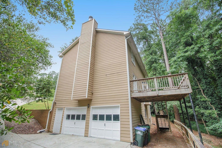 Photo 39 of 46 - 2895 Shurburne Dr, Alpharetta, GA 30022