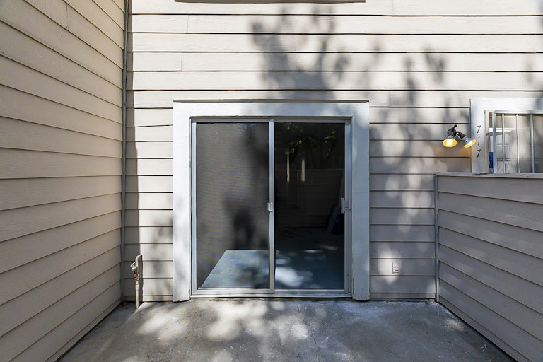 Photo 22 of 23 - 717 Walnut Dr, Lake Elsinore, CA 92530