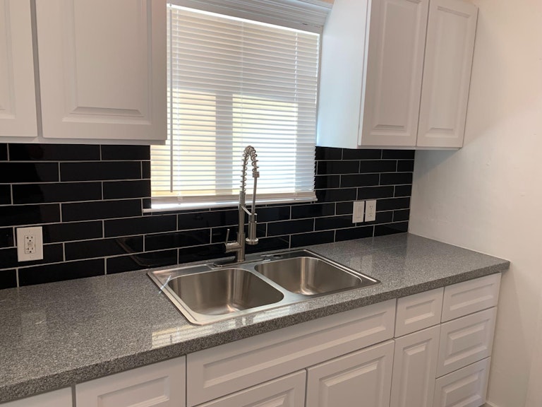 Photo 30 of 69 - 3736 Natoma Way, Sacramento, CA 95838