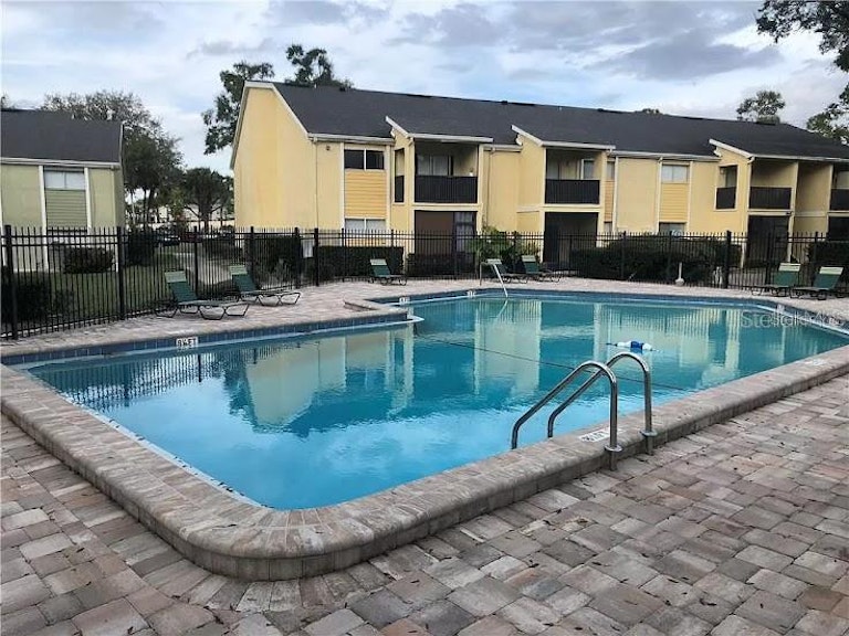 Photo 10 of 10 - 942 Lake Destiny Rd Unit A, Altamonte Springs, FL 32714