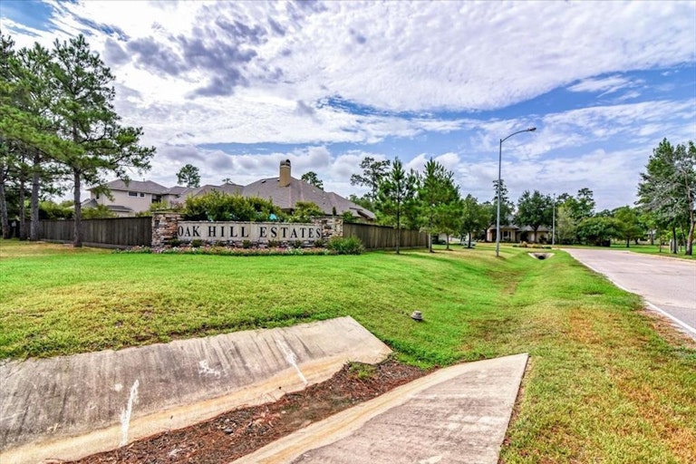 Photo 49 of 50 - 25306 Fawn Point Ct, Spring, TX 77389