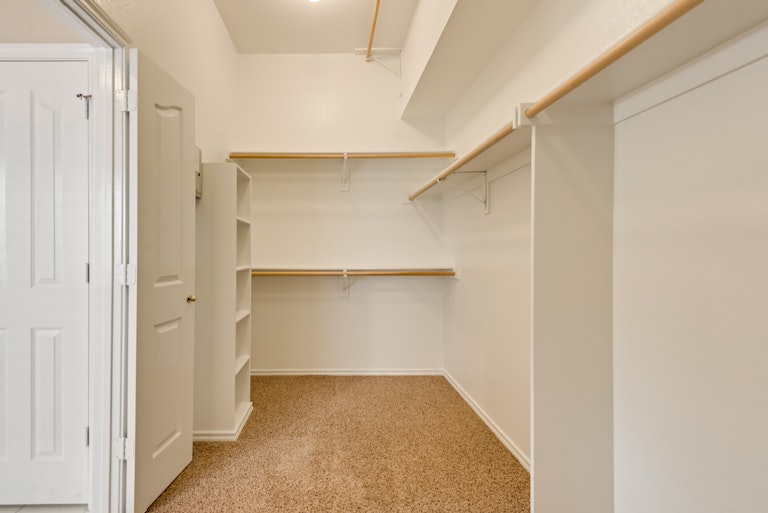 Photo 20 of 29 - 3954 Wisteria Ln, Haltom City, TX 76137