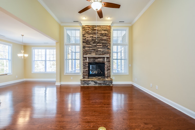 Photo 5 of 18 - 99 White Pine Dr, Clayton, NC 27527