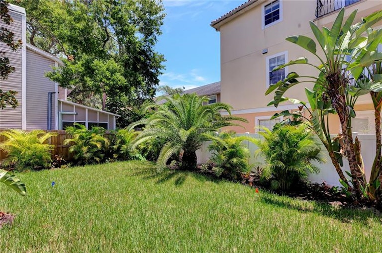 Photo 52 of 52 - 2302 S Arrawana Ave, Tampa, FL 33629