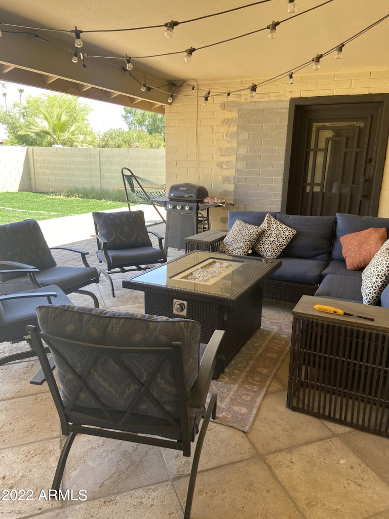 Photo 5 of 15 - 1922 E Laguna Dr, Tempe, AZ 85282