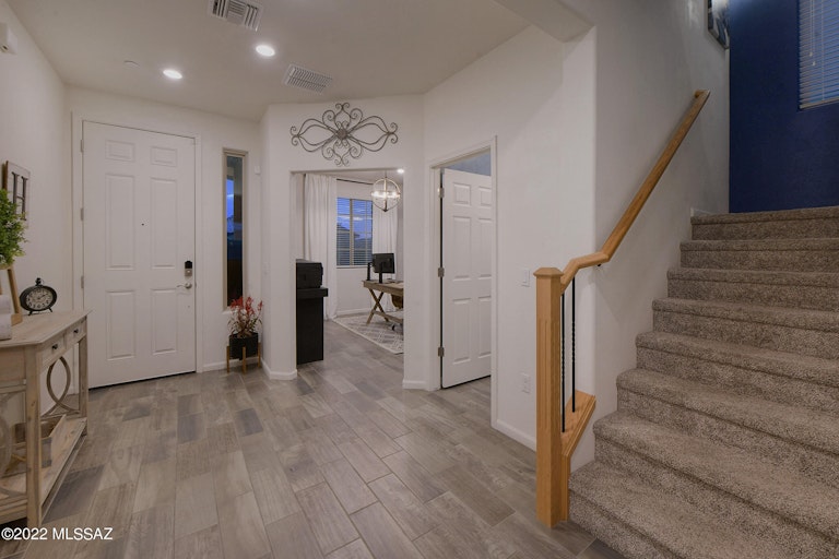 Photo 2 of 40 - 12072 N Gadwall Dr, Marana, AZ 85653