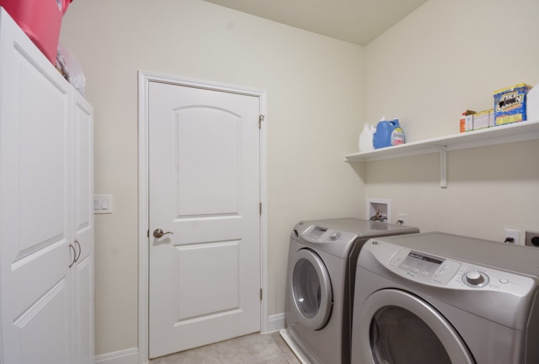 Photo 22 of 40 - 343 Cypress Springs Way, Georgetown, TX 78633