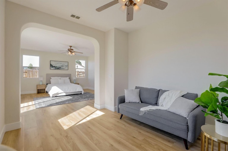 Photo 26 of 39 - 1175 Bronco Dr, Plumas Lake, CA 95961