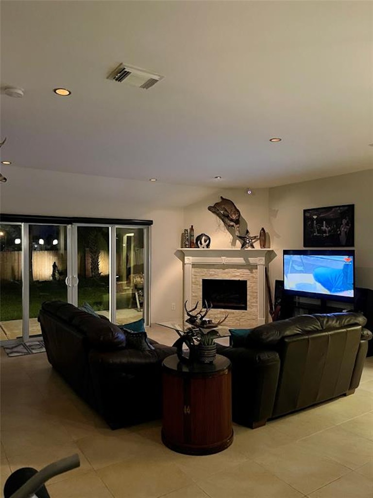 Photo 22 of 23 - 13811 River Keg Dr, Houston, TX 77083