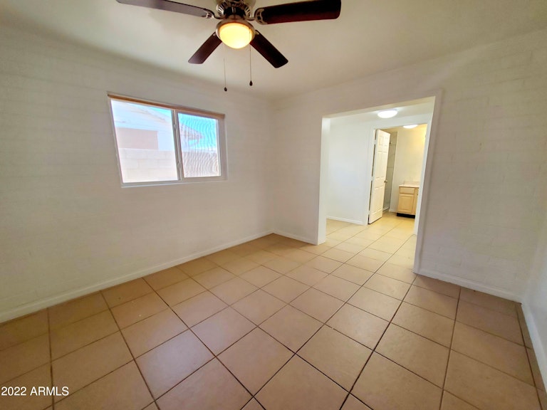 Photo 24 of 42 - 11122 W Connecticut Ave, Youngtown, AZ 85363