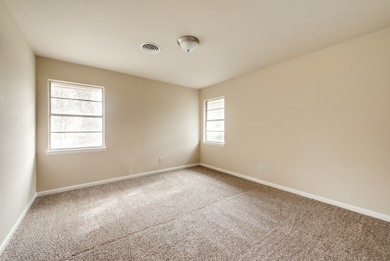 Photo 18 of 24 - 5729 Wedgmont Cir N, Fort Worth, TX 76133