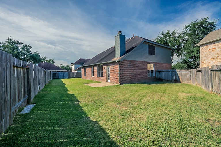 Photo 29 of 30 - 1134 Park Breeze Ct, Fresno, TX 77545
