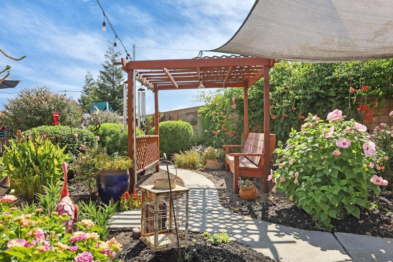 Photo 44 of 46 - 1026 Dimaggio Way, Galt, CA 95632