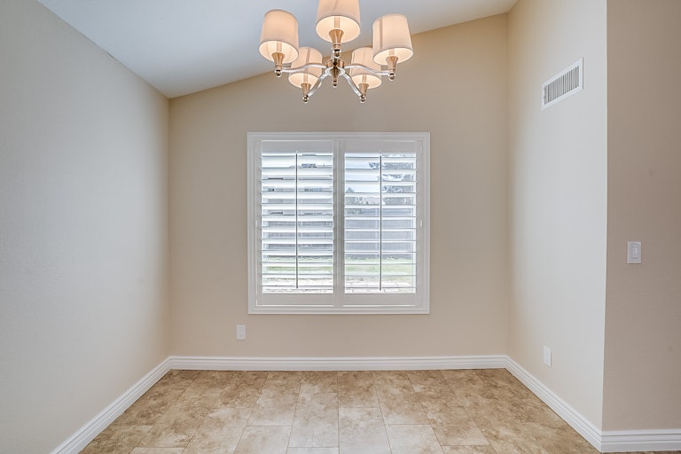 Photo 6 of 14 - 3217 N Ash Cir, Chandler, AZ 85224
