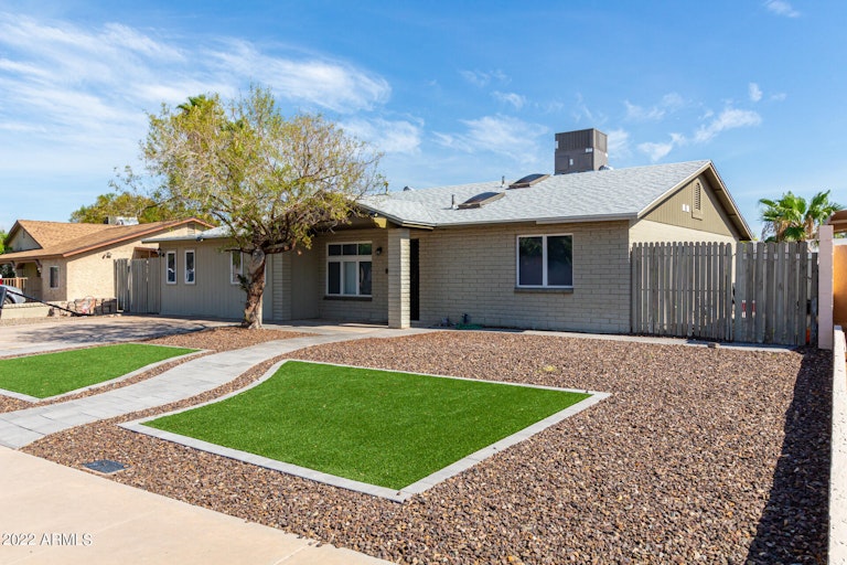 Photo 1 of 29 - 408 E Julie Dr, Tempe, AZ 85283