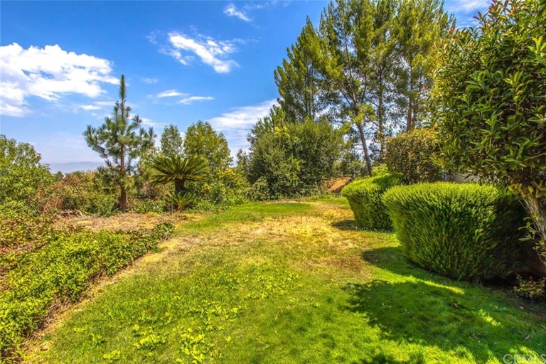 Photo 37 of 44 - 12831 Miradero Pl, Redlands, CA 92373