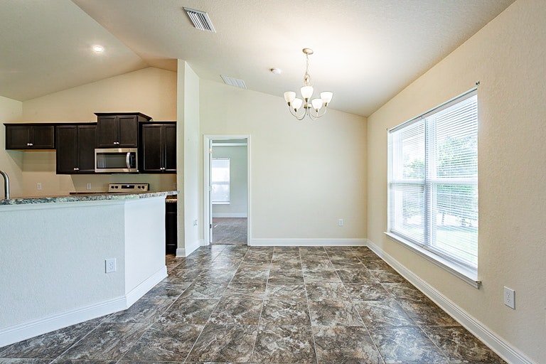 Photo 11 of 28 - 12481 Killian St, Spring Hill, FL 34609