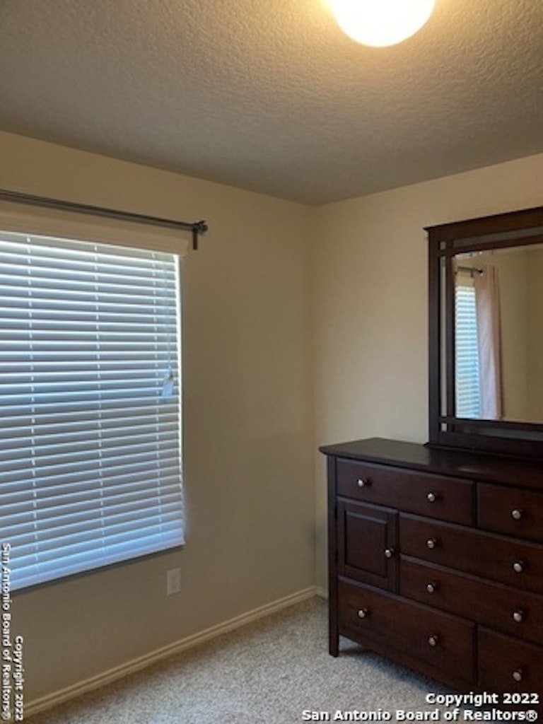 Photo 31 of 36 - 9722 Marbach Cres, San Antonio, TX 78245