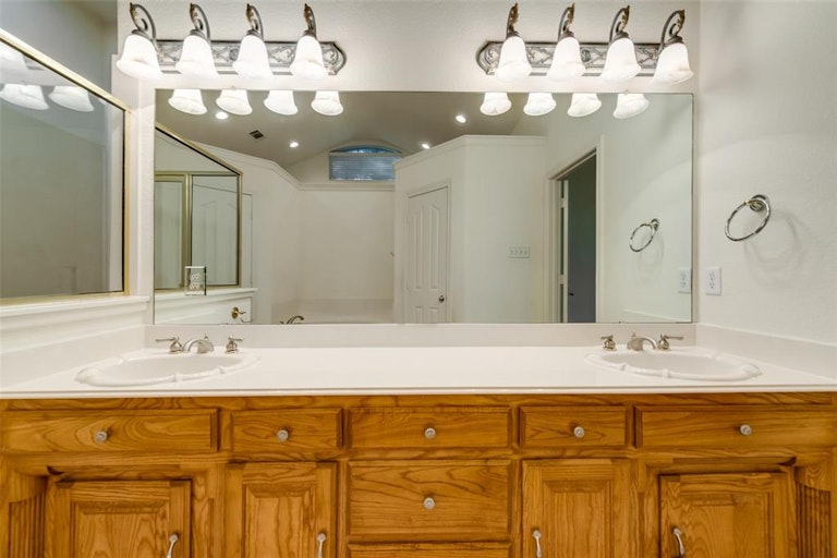 Photo 23 of 35 - 10723 E Clover Ln, Forney, TX 75126