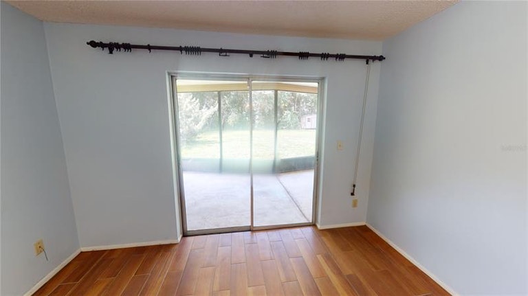 Photo 12 of 35 - 9118 Nile Dr, New Port Richey, FL 34655