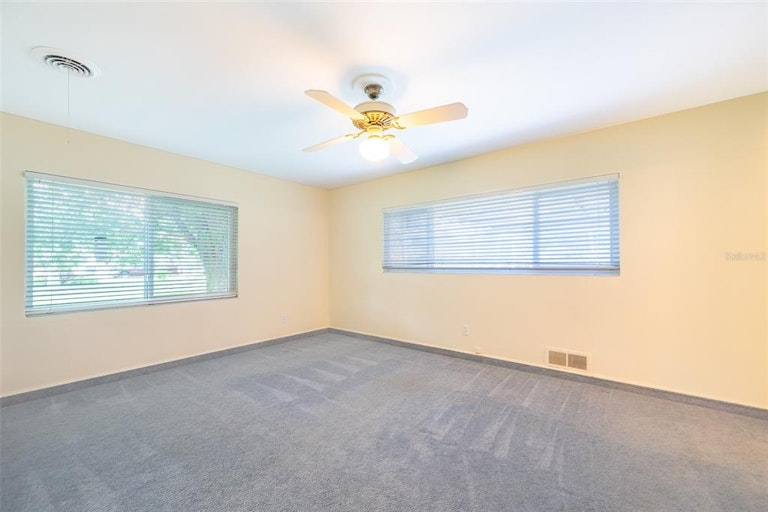 Photo 29 of 38 - 304 Kentucky Ave, Saint Cloud, FL 34769