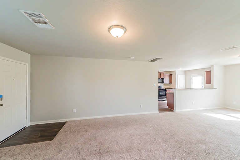 Photo 11 of 27 - 8015 Distant Harbor Rd, Baytown, TX 77523